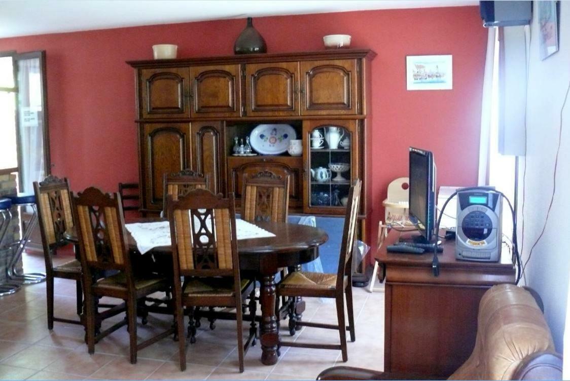 Maison Bord Du Lac Marcillac-la-Croisille Extérieur photo